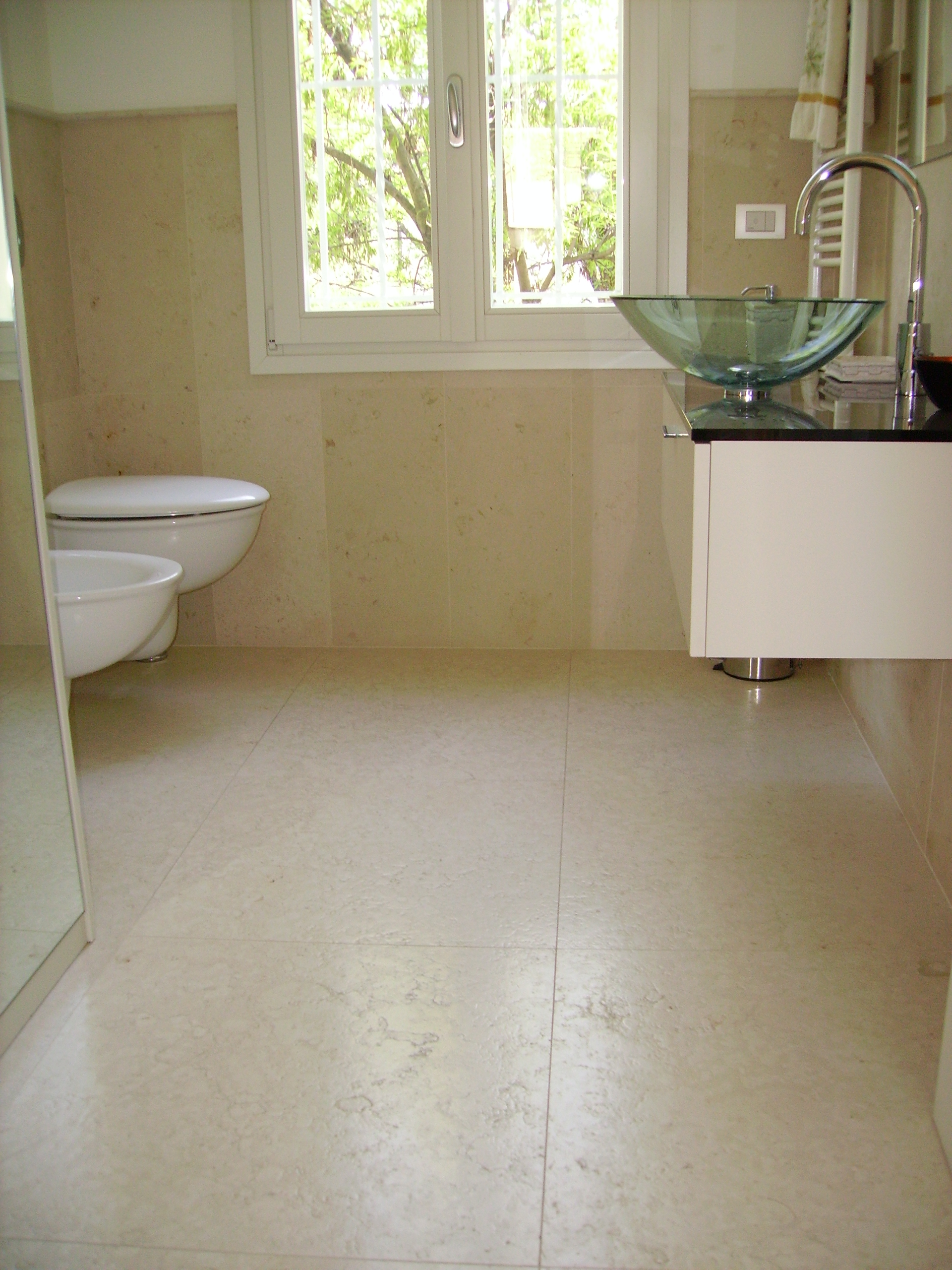 Bagno in Marmo Crema